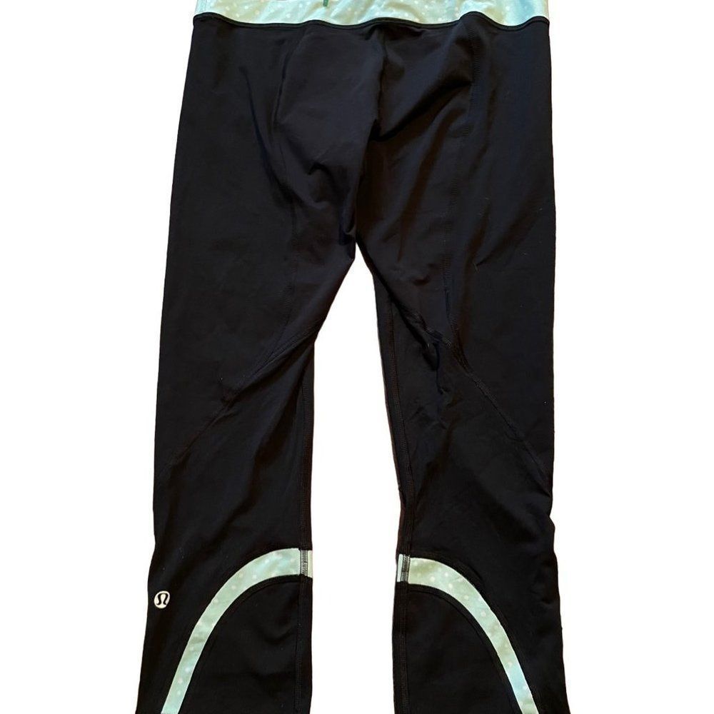 Lululemon Run: Inspire Crop II Black / Mint Moment Polk a Dot Size 6 - Picture 2 of 5